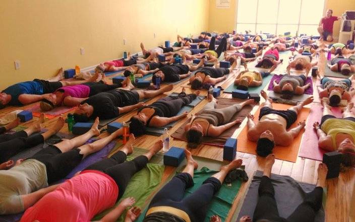 Crowded yoga class